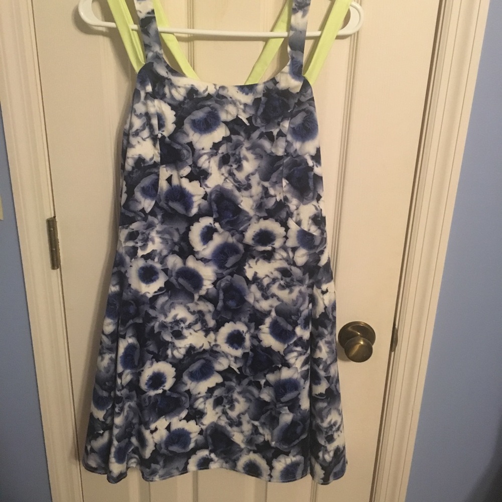 Blue floral dress NWT